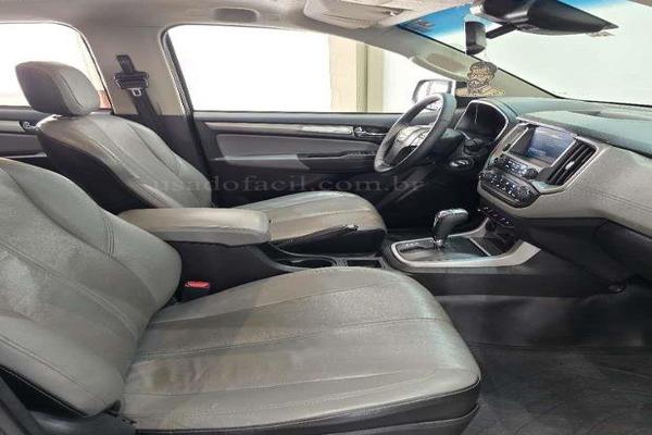 1086_2025-02-10T012836.729-0300