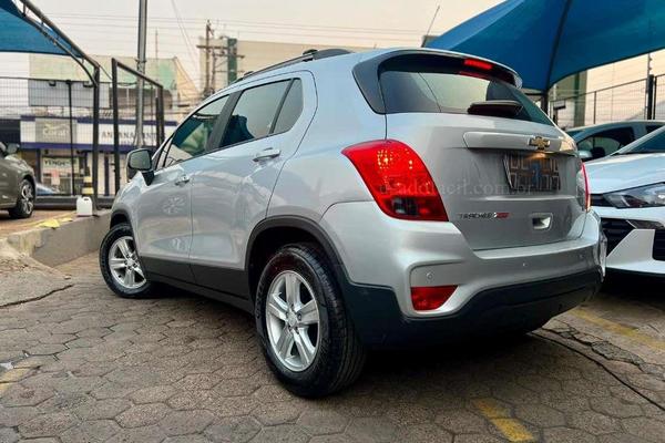 643_2025-02-09T031428.553-0300