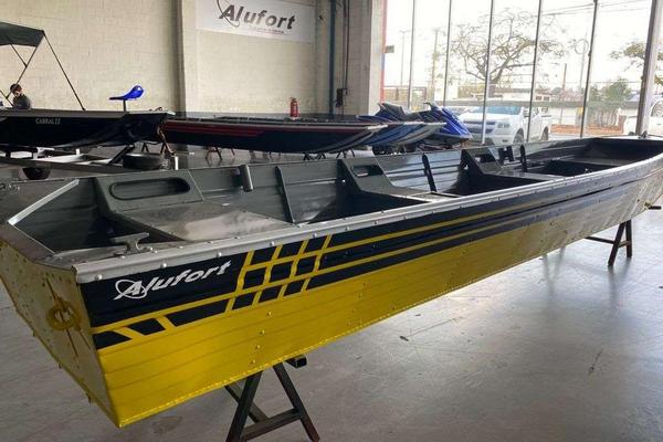 665_2025-02-09T035525.492-0300