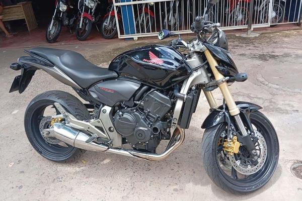 697_2025-02-09T045015.748-0300