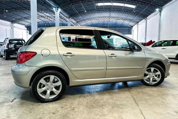 732_2025-02-09T061356.478-0300